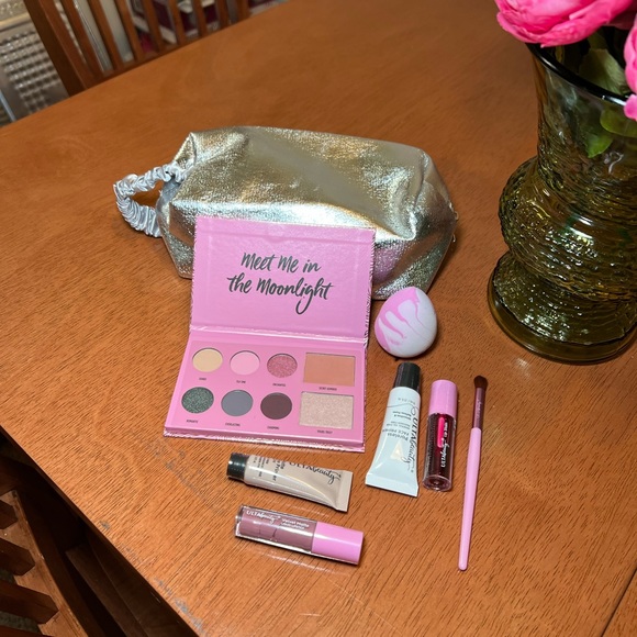 Ulta Makeup Bundle - Picture 2 of 4